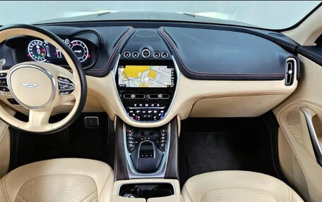 Aston Martin DBX I, 2023 год, 19 000 000 рублей, 4 фотография