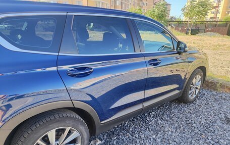 Hyundai Santa Fe IV, 2019 год, 2 520 000 рублей, 2 фотография