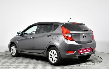 Hyundai Solaris II рестайлинг, 2011 год, 520 000 рублей, 7 фотография