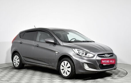Hyundai Solaris II рестайлинг, 2011 год, 520 000 рублей, 3 фотография