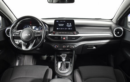 KIA Cerato IV, 2022 год, 1 920 000 рублей, 11 фотография