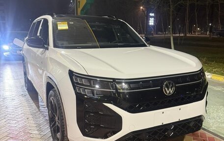 Volkswagen Teramont, 2025 год, 6 300 000 рублей, 2 фотография
