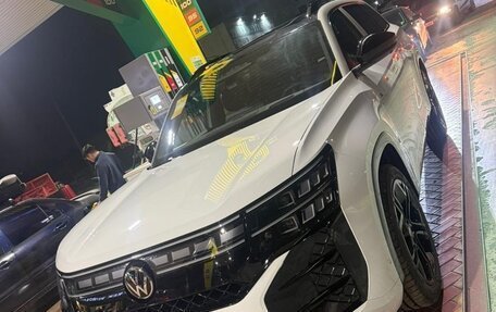 Volkswagen Teramont, 2025 год, 6 300 000 рублей, 14 фотография