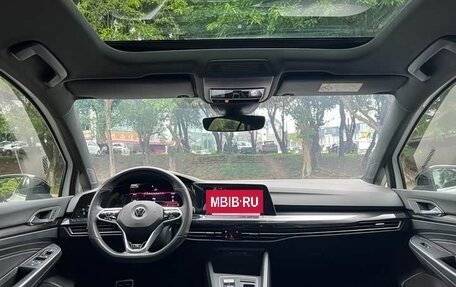 Volkswagen Golf VIII, 2022 год, 1 438 003 рублей, 8 фотография