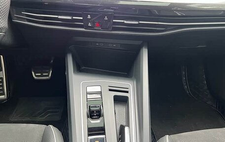 Volkswagen Golf VIII, 2022 год, 1 438 003 рублей, 13 фотография