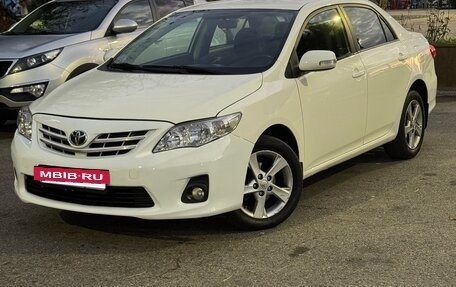 Toyota Corolla, 2011 год, 1 050 000 рублей, 2 фотография