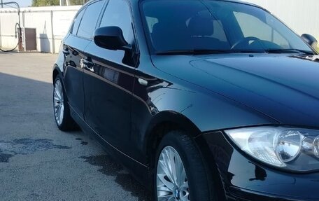 BMW 1 серия, 2011 год, 800 000 рублей, 7 фотография