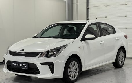 KIA Rio IV, 2018 год, 999 000 рублей, 3 фотография