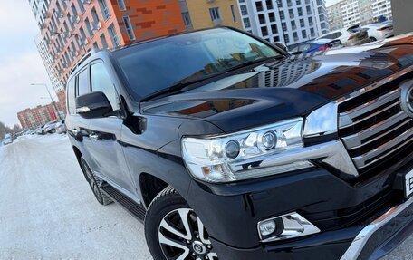 Toyota Land Cruiser 200, 2016 год, 6 750 000 рублей, 4 фотография