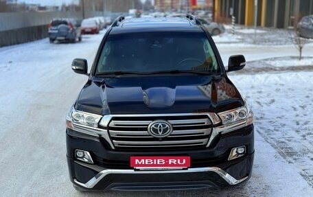 Toyota Land Cruiser 200, 2016 год, 6 750 000 рублей, 5 фотография