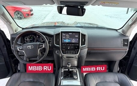 Toyota Land Cruiser 200, 2016 год, 6 750 000 рублей, 37 фотография