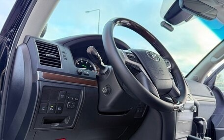 Toyota Land Cruiser 200, 2016 год, 6 750 000 рублей, 33 фотография