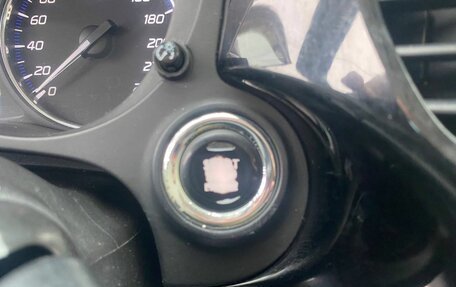 Mitsubishi Outlander III рестайлинг 3, 2015 год, 1 490 000 рублей, 18 фотография