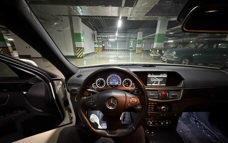 Mercedes-Benz E-Класс, 2011 год, 1 790 000 рублей, 7 фотография