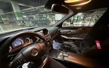 Mercedes-Benz E-Класс, 2011 год, 1 790 000 рублей, 6 фотография