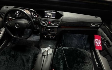 Mercedes-Benz E-Класс, 2011 год, 1 790 000 рублей, 12 фотография