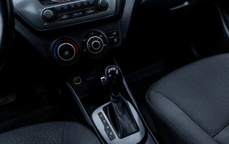 KIA Rio III рестайлинг, 2015 год, 986 000 рублей, 18 фотография