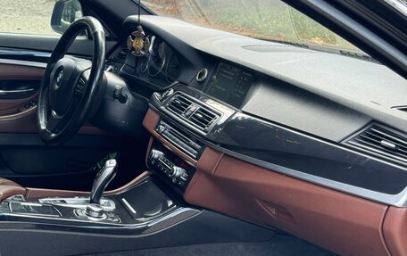 BMW 5 серия, 2012 год, 1 700 000 рублей, 2 фотография