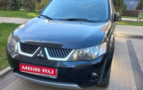 Mitsubishi Outlander III рестайлинг 3, 2008 год, 1 450 000 рублей, 1 фотография