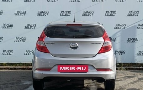 Hyundai Solaris II рестайлинг, 2015 год, 520 000 рублей, 4 фотография