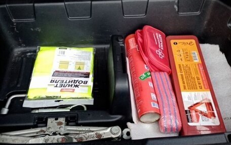 Nissan Juke II, 2011 год, 1 050 000 рублей, 8 фотография