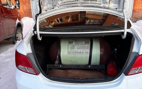 Hyundai Solaris II рестайлинг, 2015 год, 850 000 рублей, 8 фотография