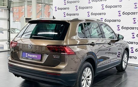 Volkswagen Tiguan II, 2017 год, 2 650 000 рублей, 3 фотография