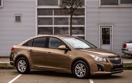 Chevrolet Cruze II, 2013 год, 895 000 рублей, 3 фотография