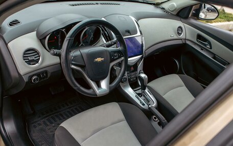 Chevrolet Cruze II, 2013 год, 895 000 рублей, 13 фотография