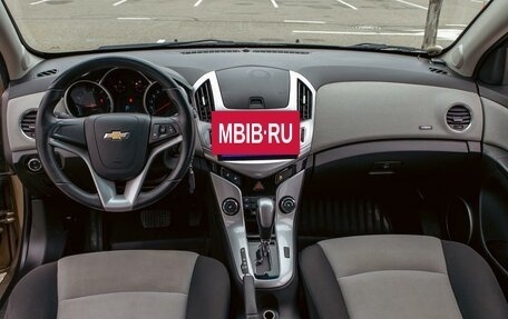 Chevrolet Cruze II, 2013 год, 895 000 рублей, 16 фотография