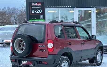 Chevrolet Niva I рестайлинг, 2018 год, 699 000 рублей, 6 фотография