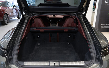 Porsche Panamera, 2025 год, 26 600 000 рублей, 38 фотография