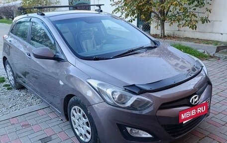 Hyundai i30 II рестайлинг, 2013 год, 960 000 рублей, 2 фотография