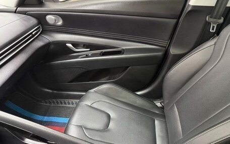 Hyundai Elantra, 2022 год, 1 830 000 рублей, 10 фотография