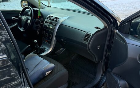 Toyota Corolla, 2011 год, 950 000 рублей, 13 фотография