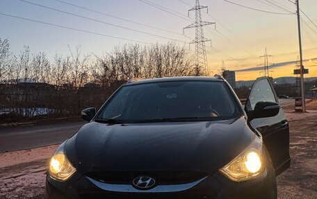 Hyundai ix35 I рестайлинг, 2010 год, 910 000 рублей, 1 фотография