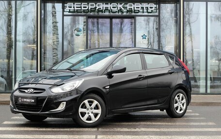 Hyundai Solaris II рестайлинг, 2014 год, 750 000 рублей, 1 фотография