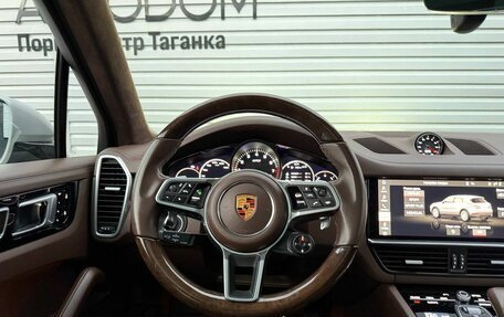 Porsche Cayenne III, 2020 год, 10 700 000 рублей, 12 фотография