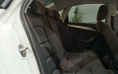 Audi A4, 2011 год, 950 000 рублей, 15 фотография