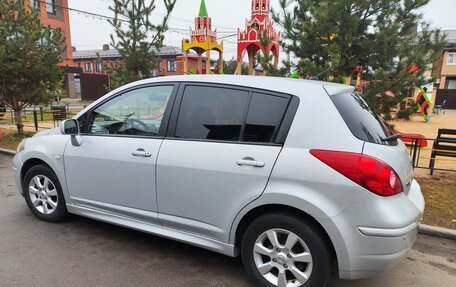 Nissan Tiida, 2010 год, 800 000 рублей, 6 фотография