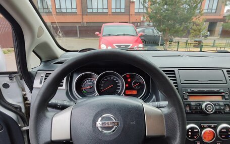 Nissan Tiida, 2010 год, 800 000 рублей, 12 фотография