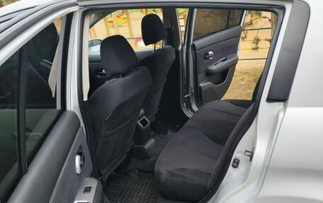 Nissan Tiida, 2010 год, 800 000 рублей, 10 фотография