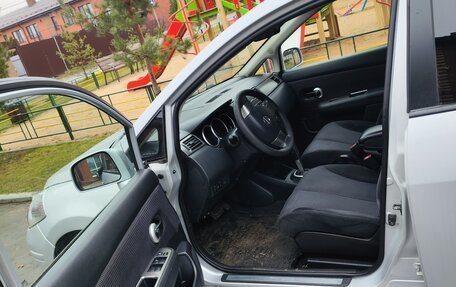 Nissan Tiida, 2010 год, 800 000 рублей, 15 фотография