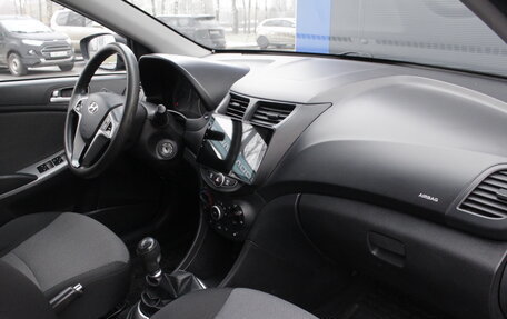 Hyundai Solaris II рестайлинг, 2014 год, 750 000 рублей, 8 фотография