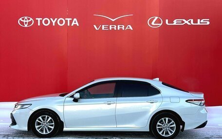 Toyota Camry, 2021 год, 2 490 000 рублей, 2 фотография