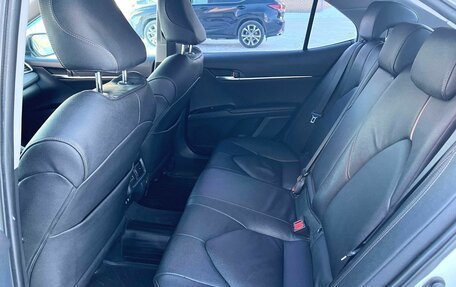 Toyota Camry, 2021 год, 2 490 000 рублей, 20 фотография