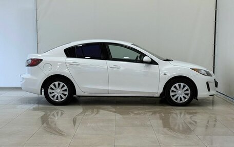Mazda 3, 2011 год, 1 055 000 рублей, 11 фотография