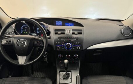 Mazda 3, 2011 год, 1 055 000 рублей, 16 фотография