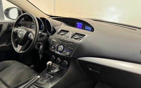 Mazda 3, 2011 год, 1 055 000 рублей, 13 фотография