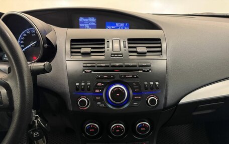 Mazda 3, 2011 год, 1 055 000 рублей, 17 фотография